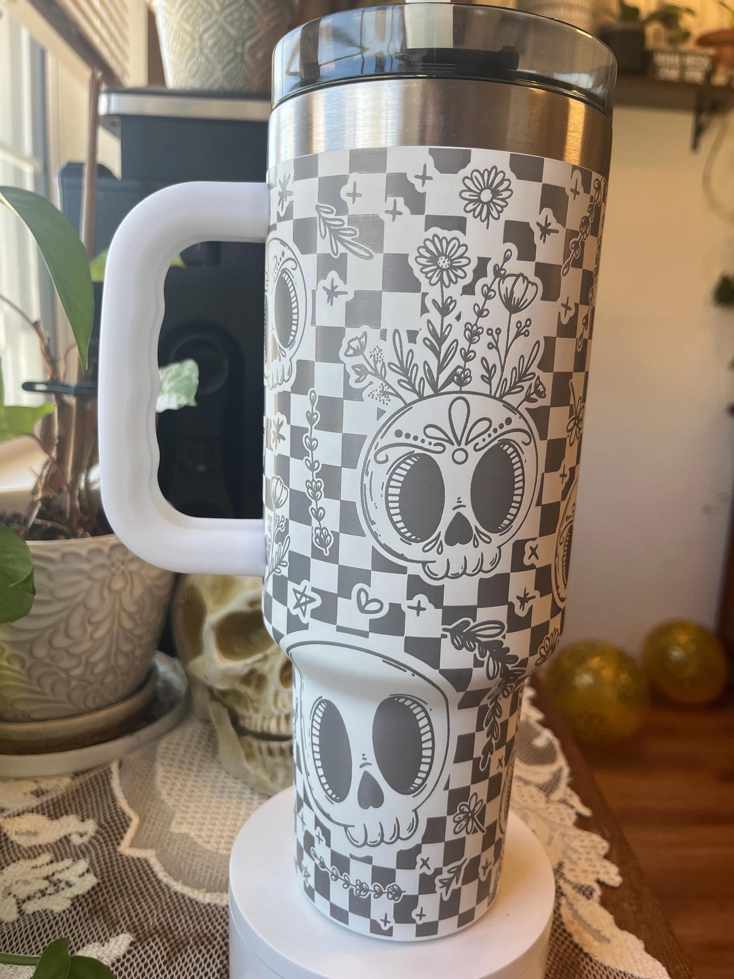 40oz Floral Skull tumbler with Handle & Straw, Gift For Him, Gift For Her, Personalized Gifts, Bridesmaid Tumbler, 40 oz tumbler cup
