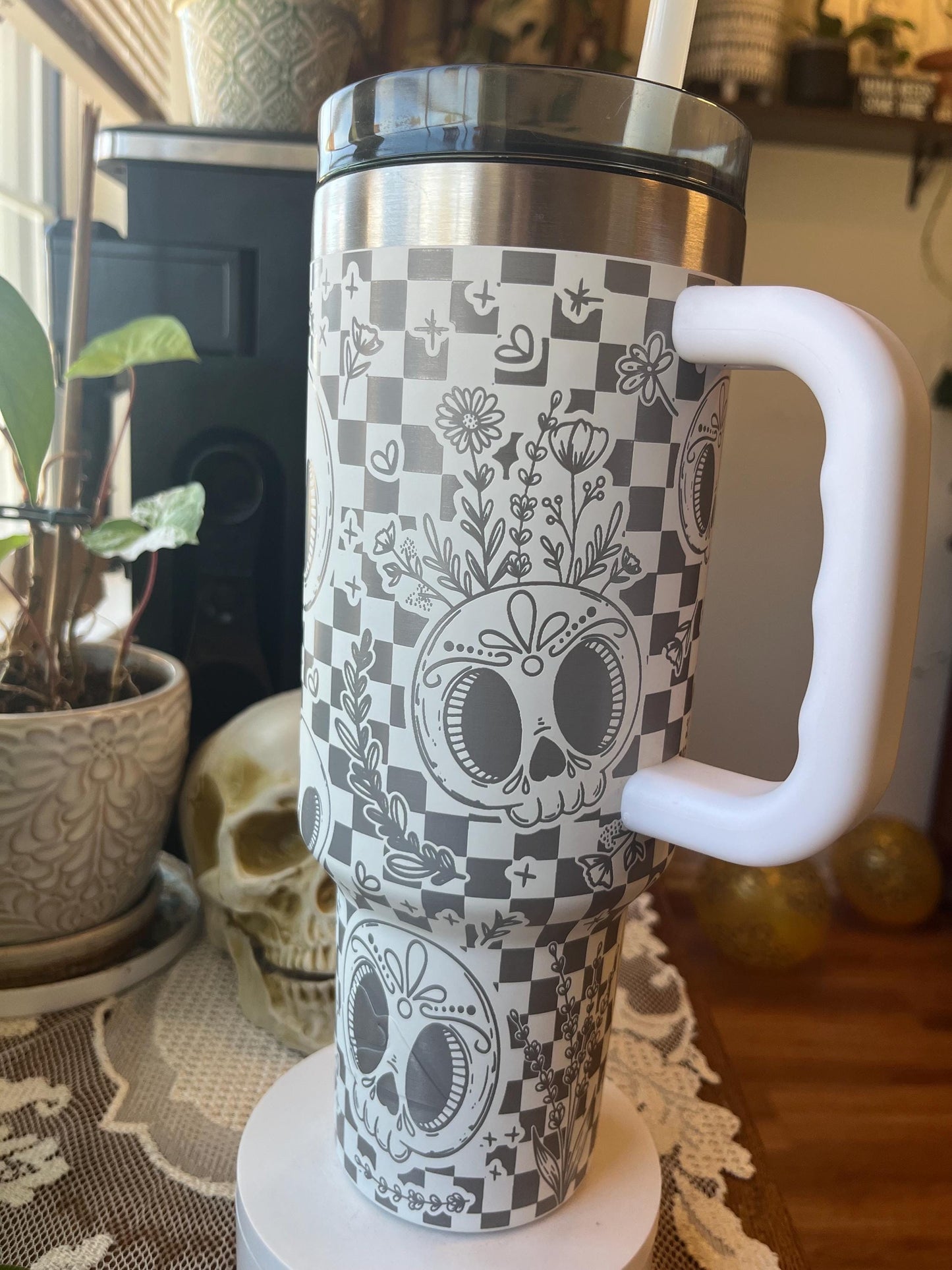 40oz Floral Skull tumbler with Handle & Straw, Gift For Him, Gift For Her, Personalized Gifts, Bridesmaid Tumbler, 40 oz tumbler cup